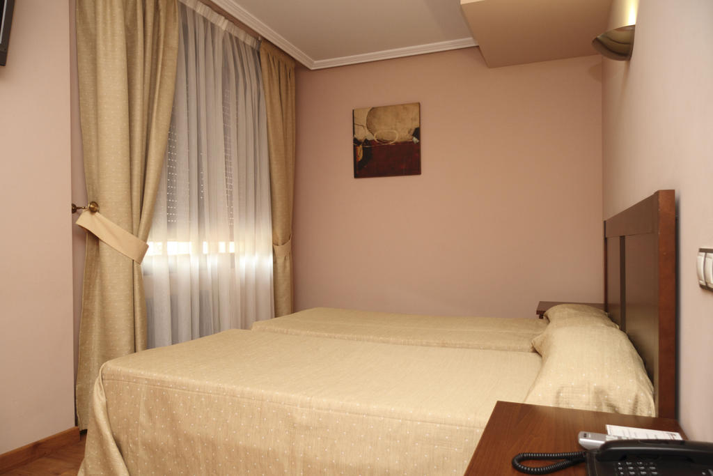 Hotel Restaurante Casa Pipo Тунья Экстерьер фото