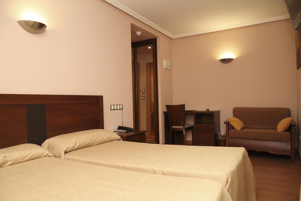 Hotel Restaurante Casa Pipo Тунья Экстерьер фото