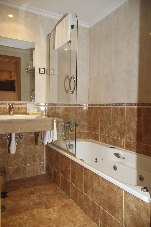 Hotel Restaurante Casa Pipo Тунья Номер фото